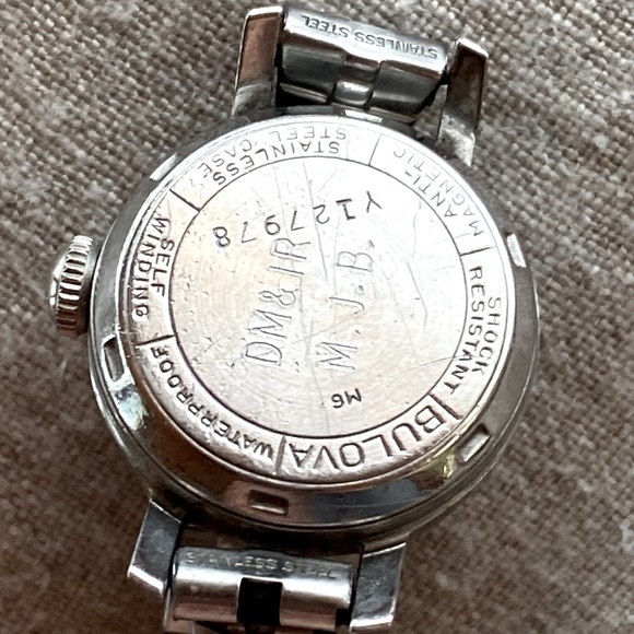 Mid Century Bulova Watch - Picture 5 of 8